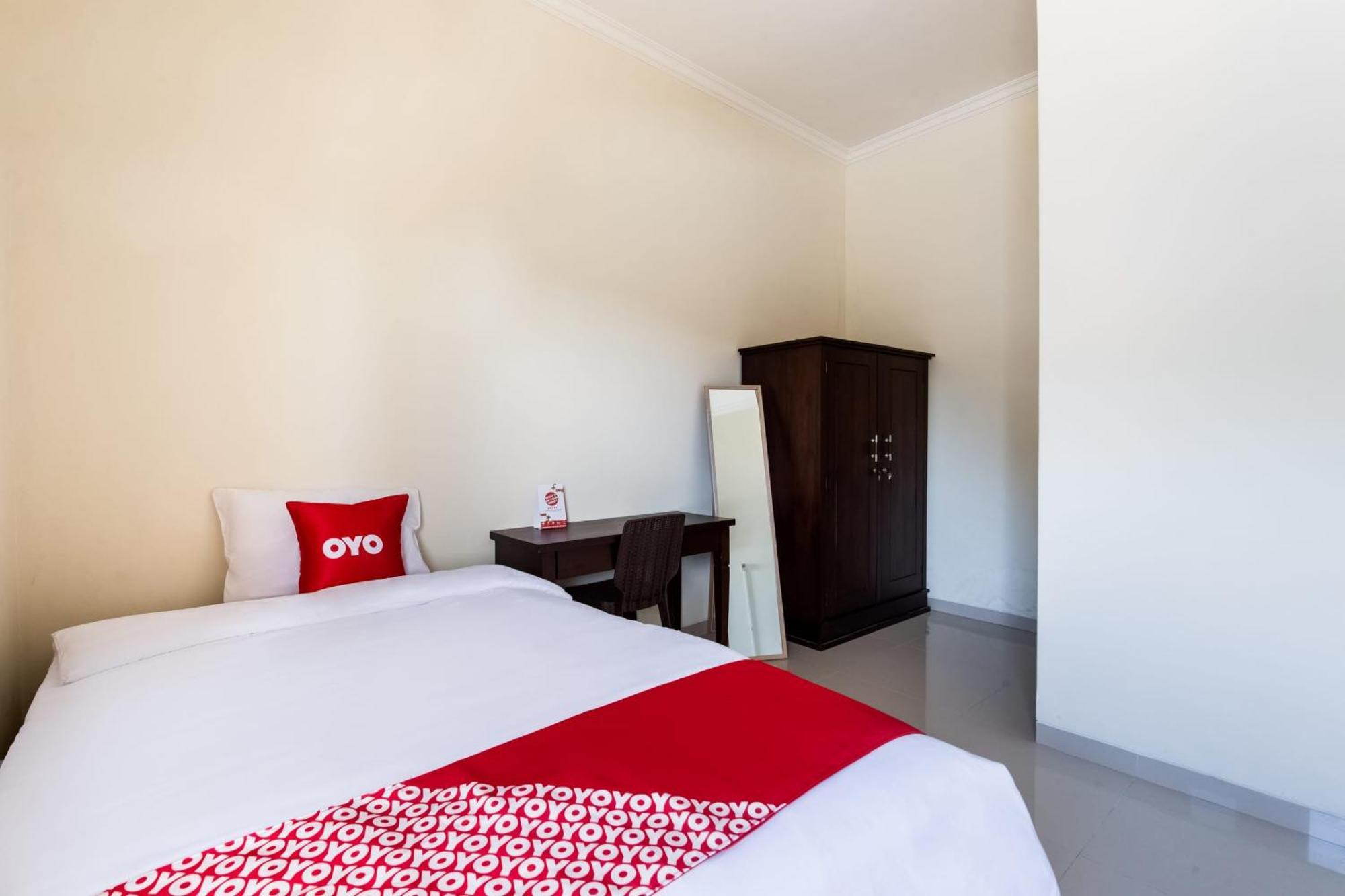 泗水 Oyo Life 3398 Griya Rm 19 Syariah酒店 外观 照片