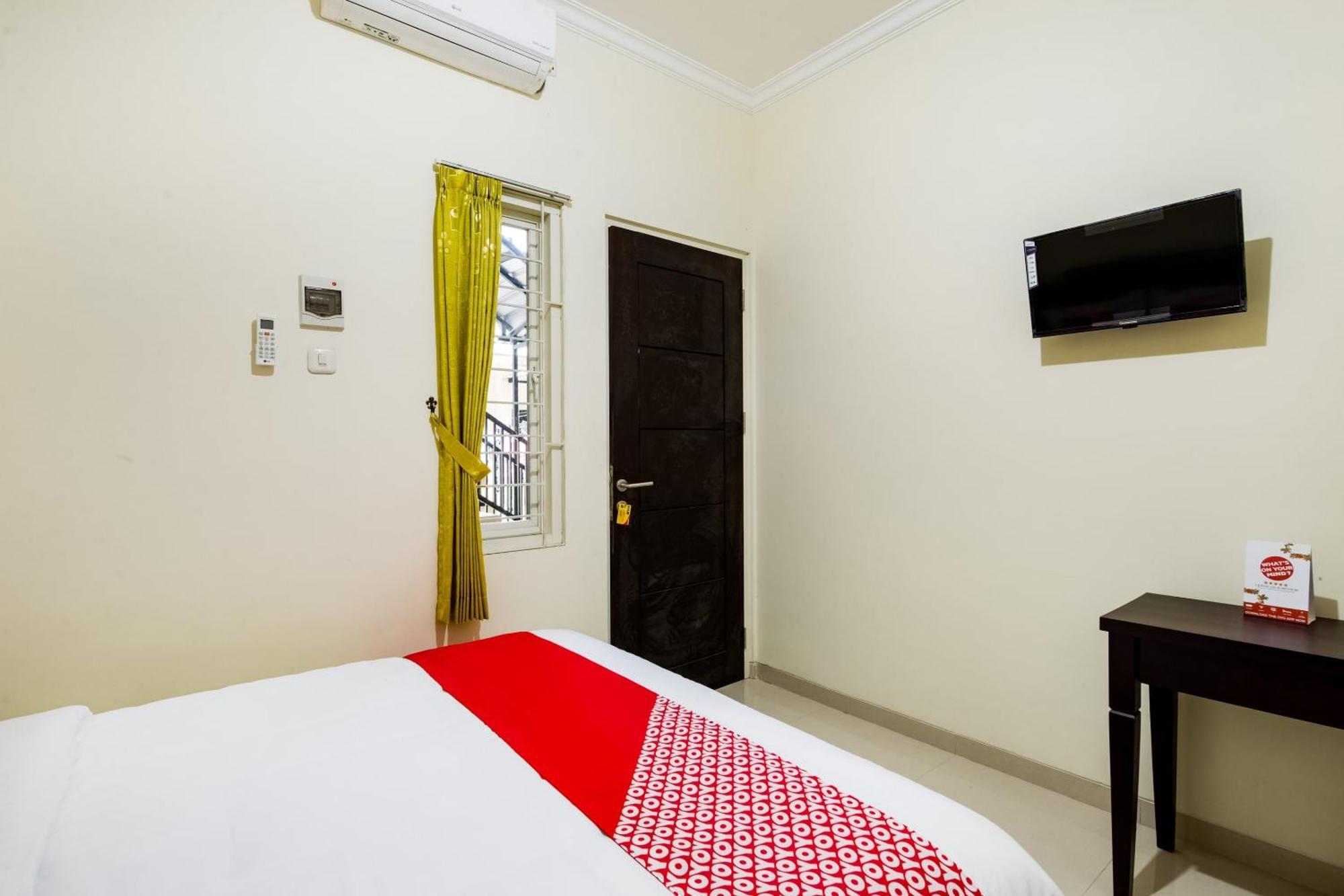 泗水 Oyo Life 3398 Griya Rm 19 Syariah酒店 外观 照片