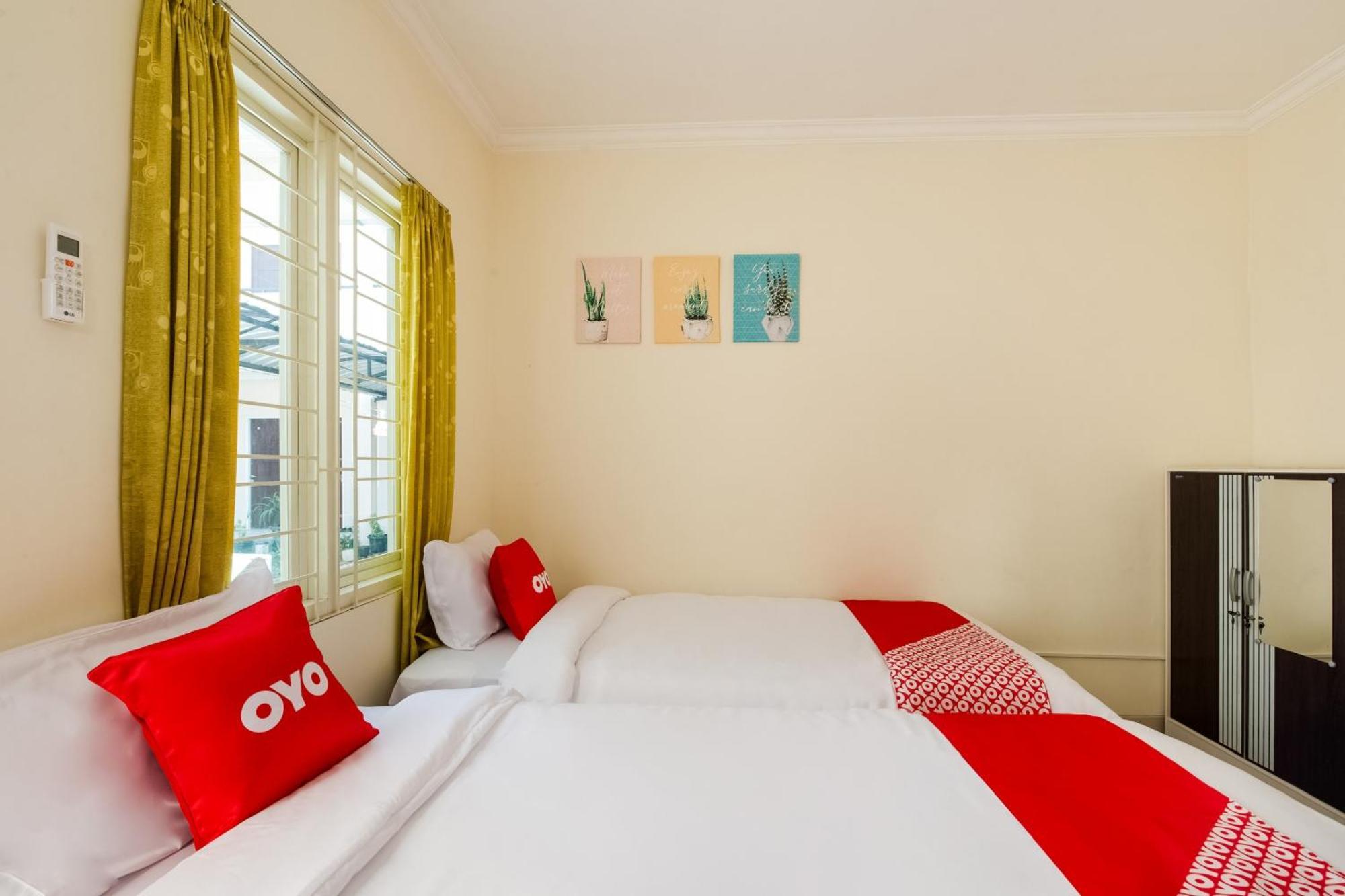 泗水 Oyo Life 3398 Griya Rm 19 Syariah酒店 外观 照片