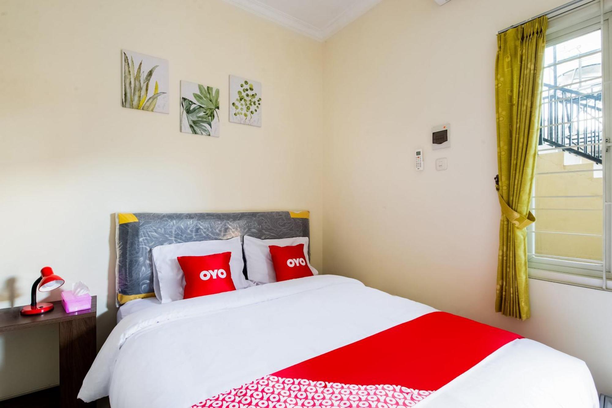 泗水 Oyo Life 3398 Griya Rm 19 Syariah酒店 外观 照片